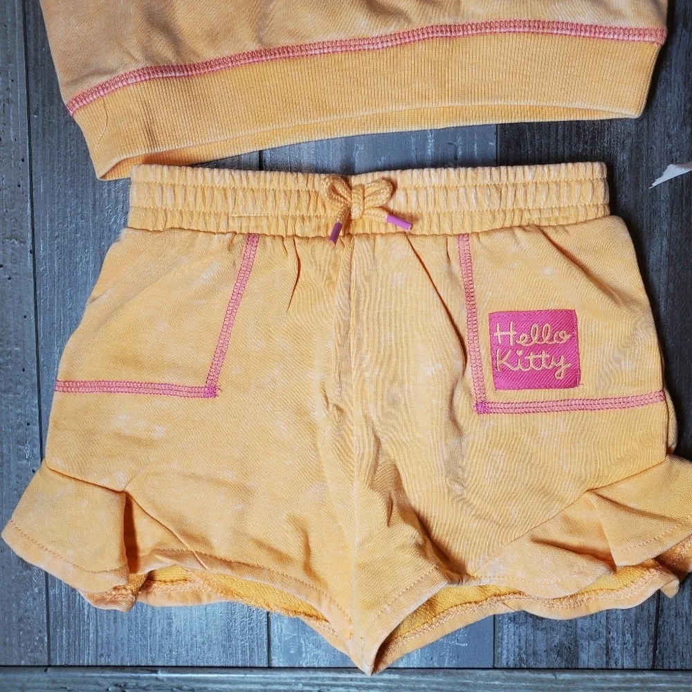 NWT Hello Kitty Peachy Orange and Pink Embroidered Shirt & Short Set Size 4T